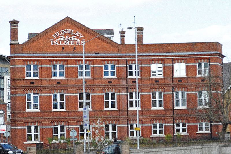 File:Huntley & Palmer's Factory, Reading.jpg