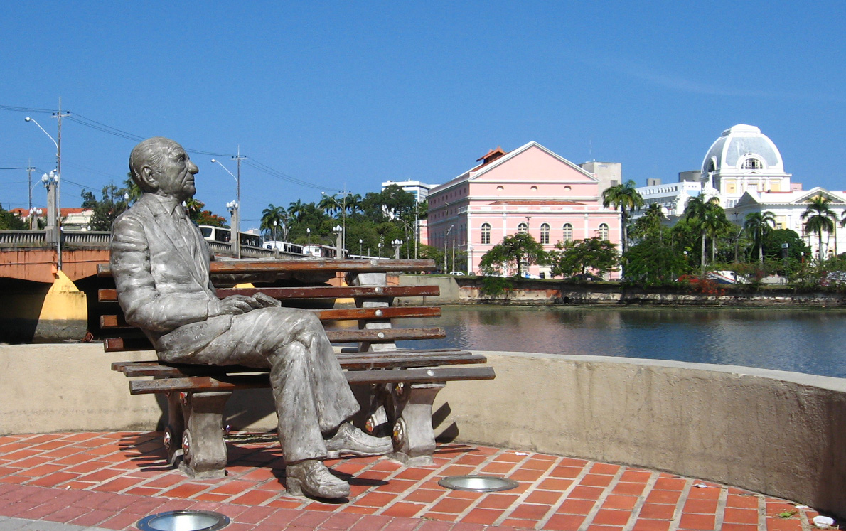 Estatua en [[Recife