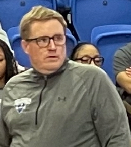 <span class="mw-page-title-main">Mark Slessinger</span> American basketball coach (born 1974)