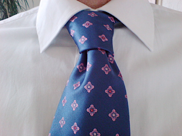 Windsor knot - Wikipedia