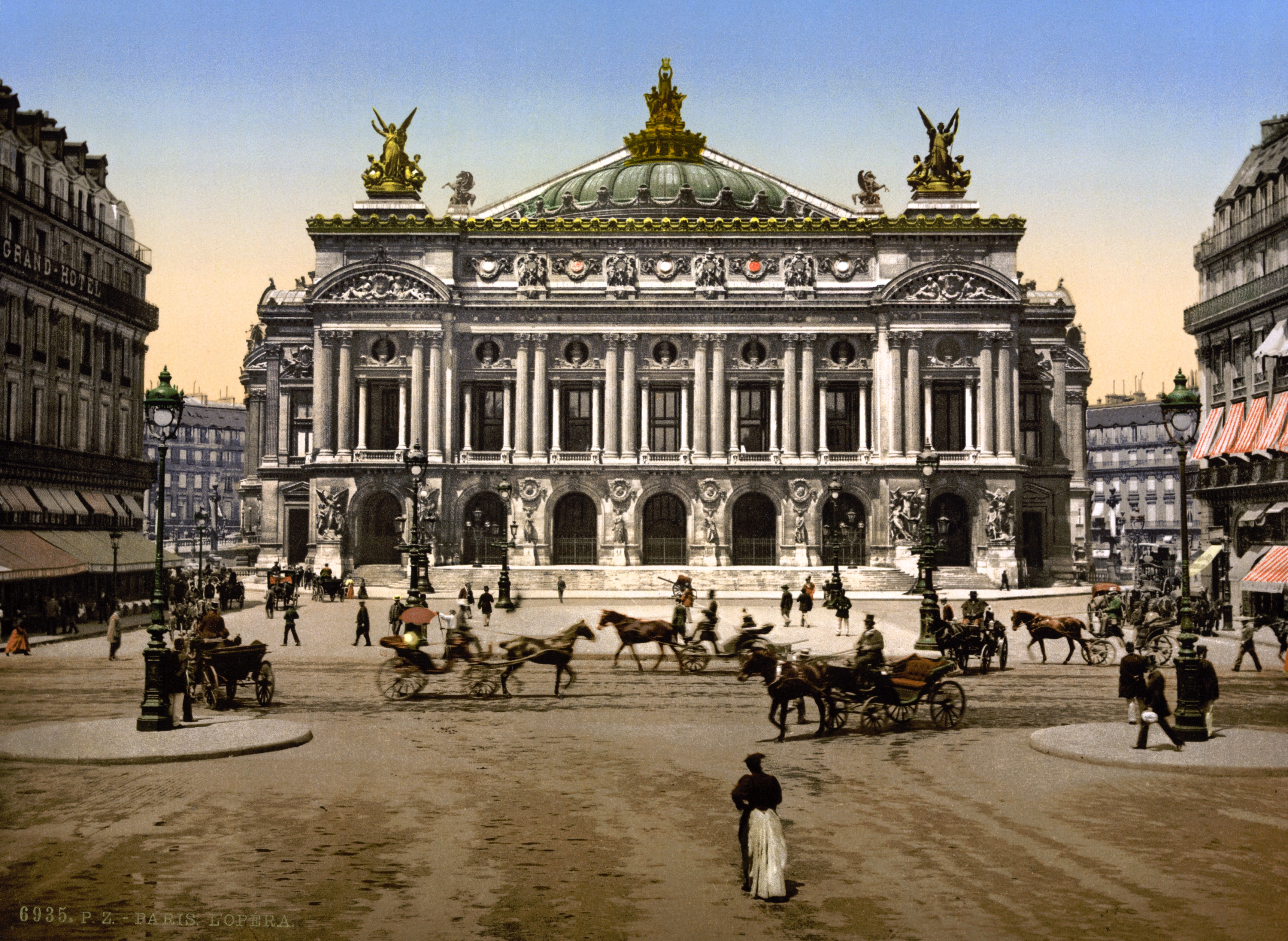 File:La Grande épicerie de Paris, 80 rue de Passy, Paris 16e 1.jpg -  Wikimedia Commons