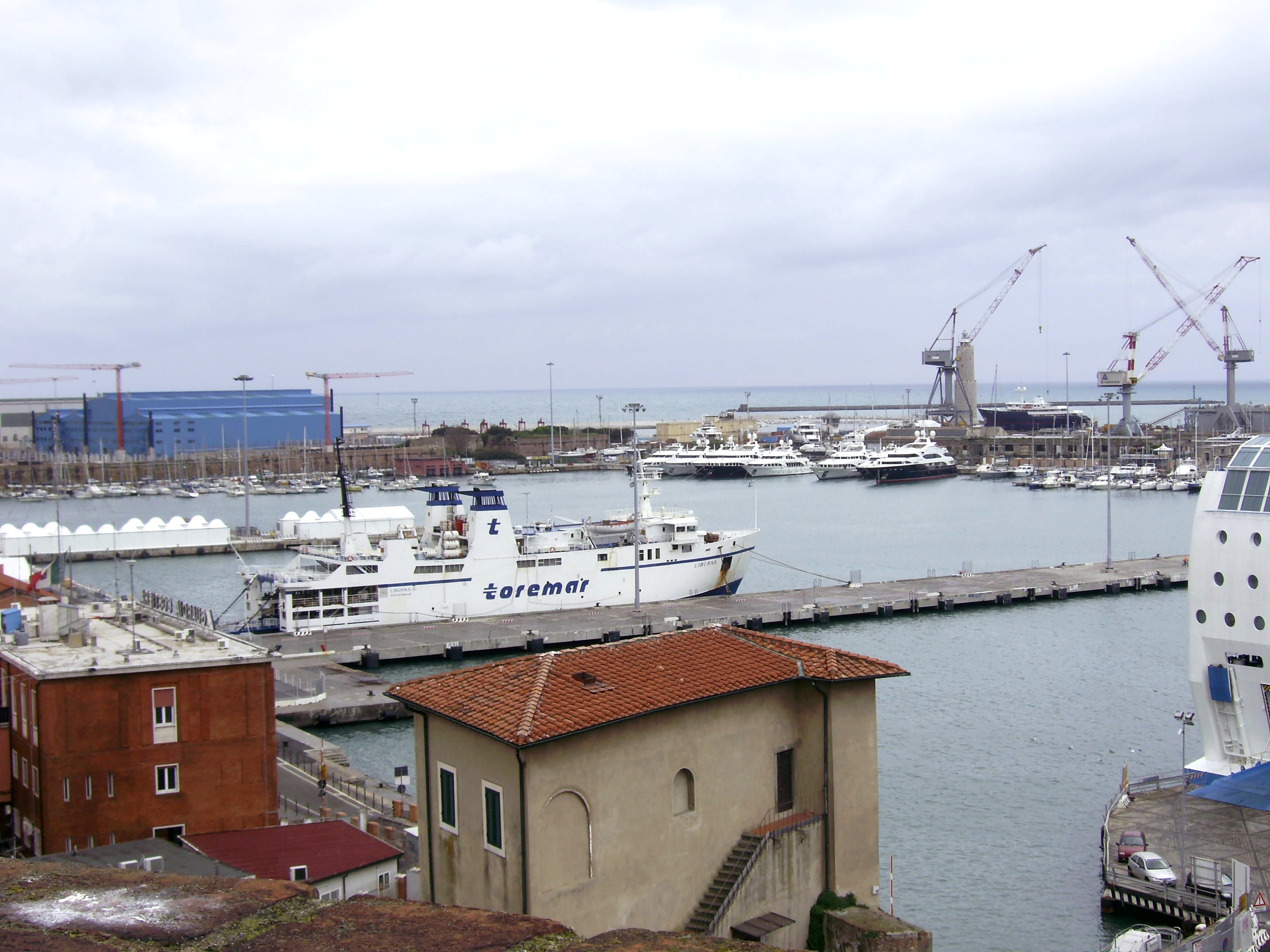 Port of Livorno - Wikipedia