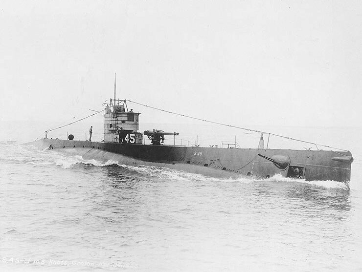 File:USS S-45 (SS-156).jpg