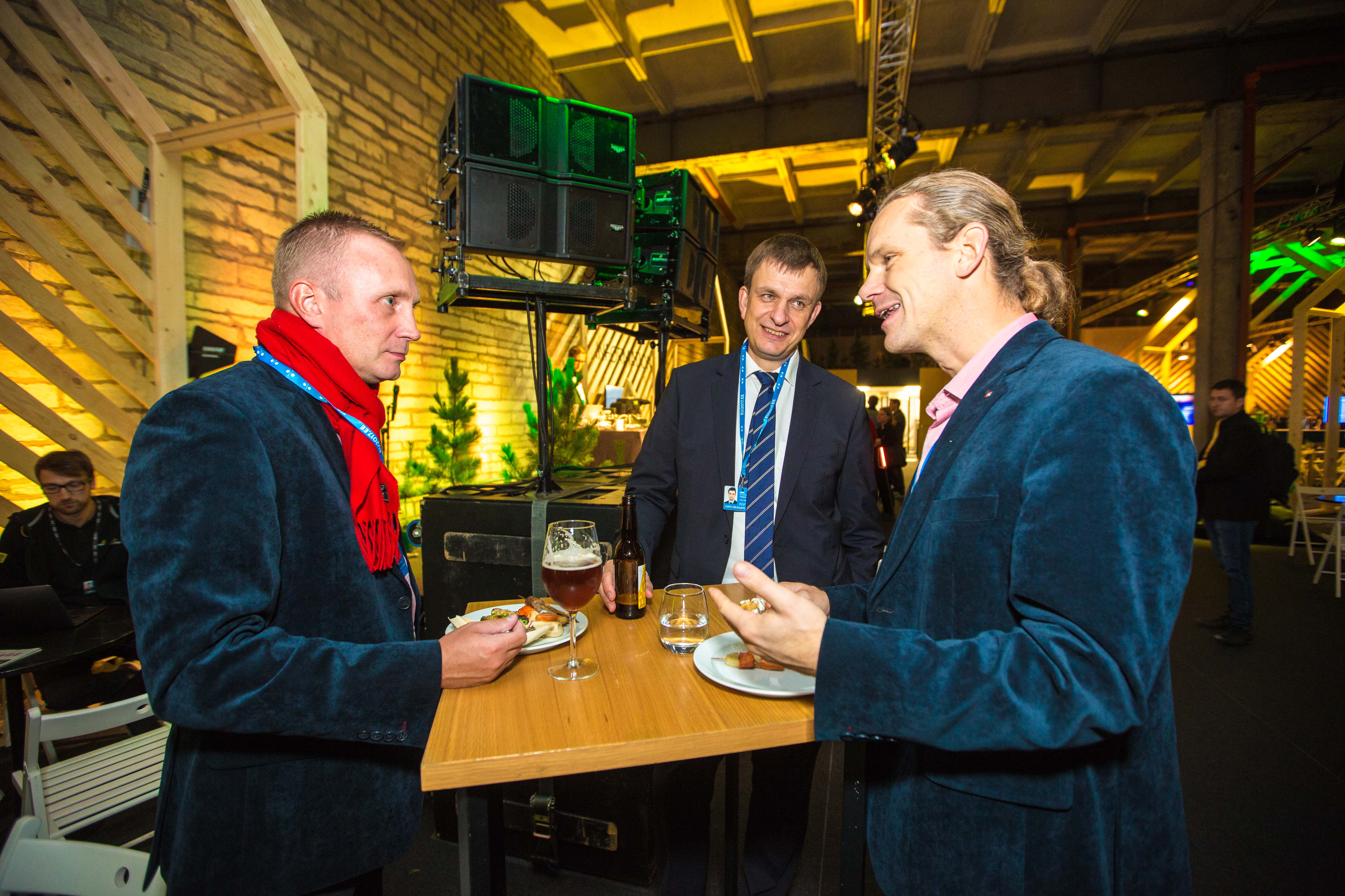 "Networking event for journalists with the Estonian startup community" (37401059806).jpg Photo: Ivan Panasjuk (EU2017EE) Date 28 September