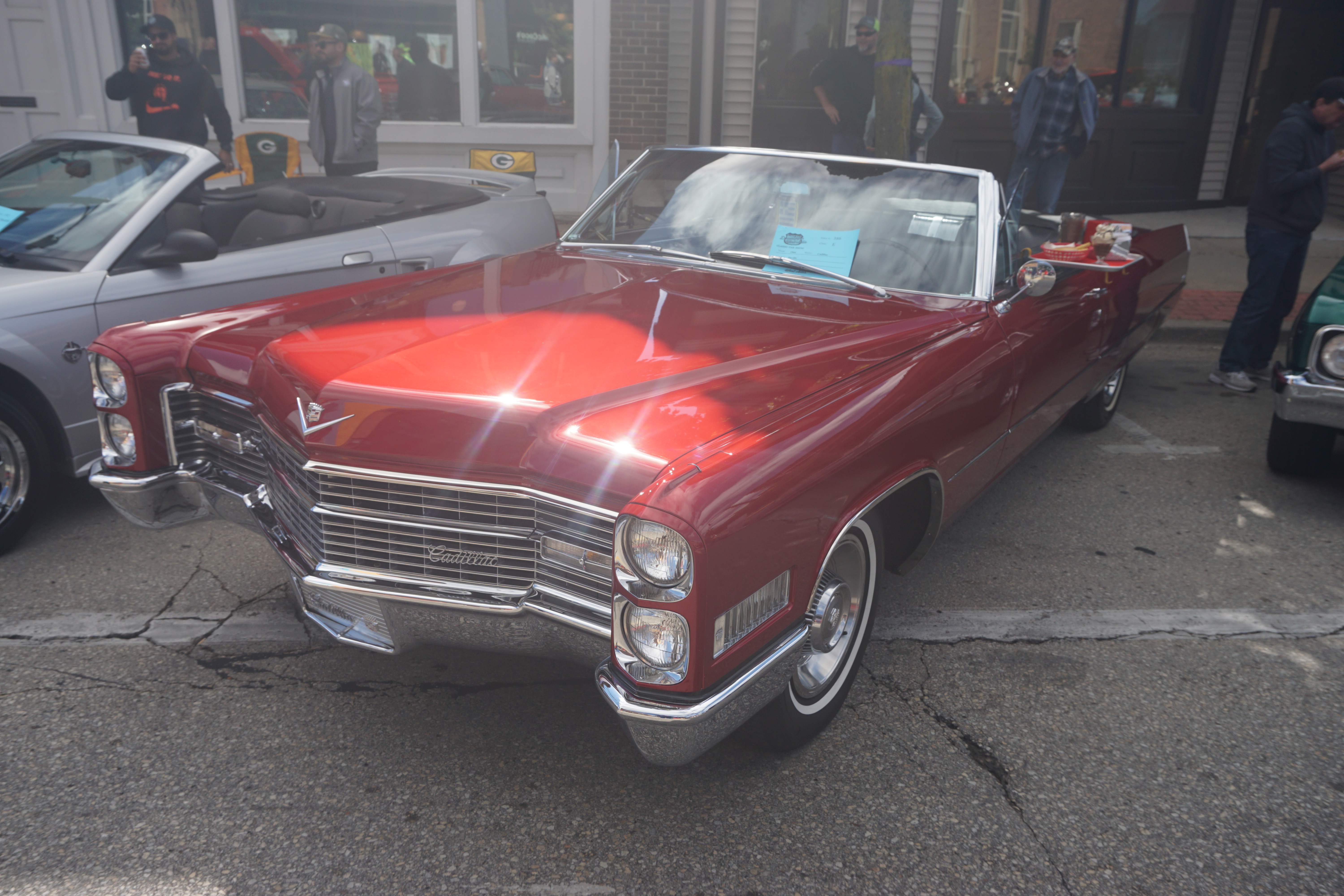 Cadillac Deville 1967 Red