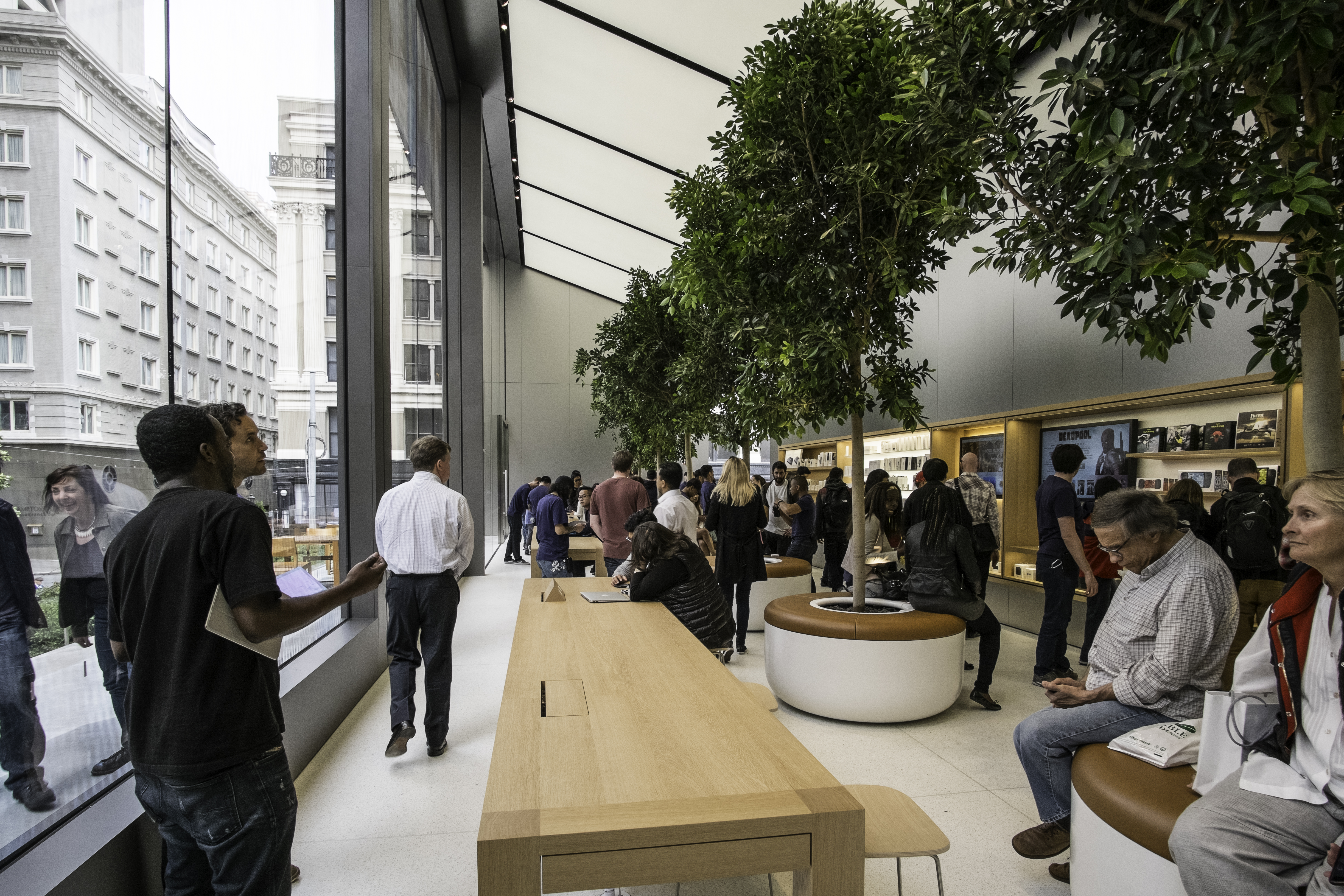 Boutique Apple à Bologne: 1 expériences et 4 photos