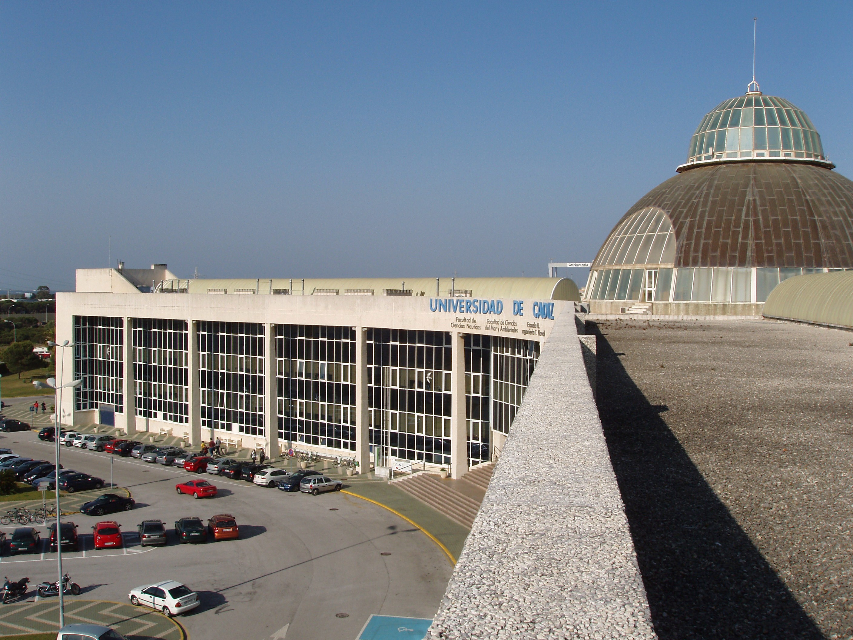 error huella por otra parte, File:Azotea CASEM Campus de Puerto Real.jpg - Wikimedia Commons