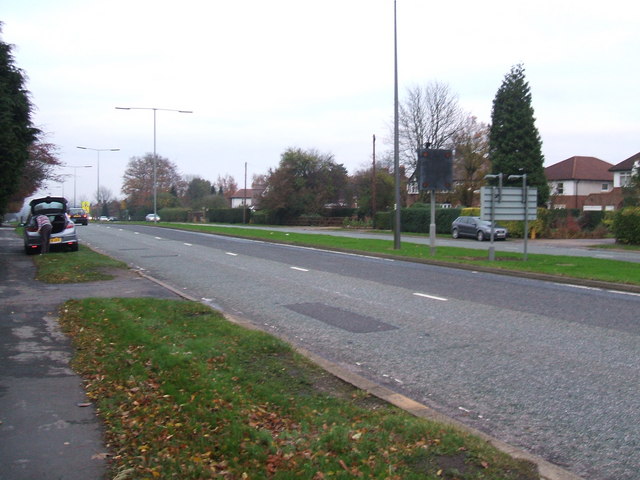 File:Boothferry Road Hessle - geograph.org.uk - 618586.jpg