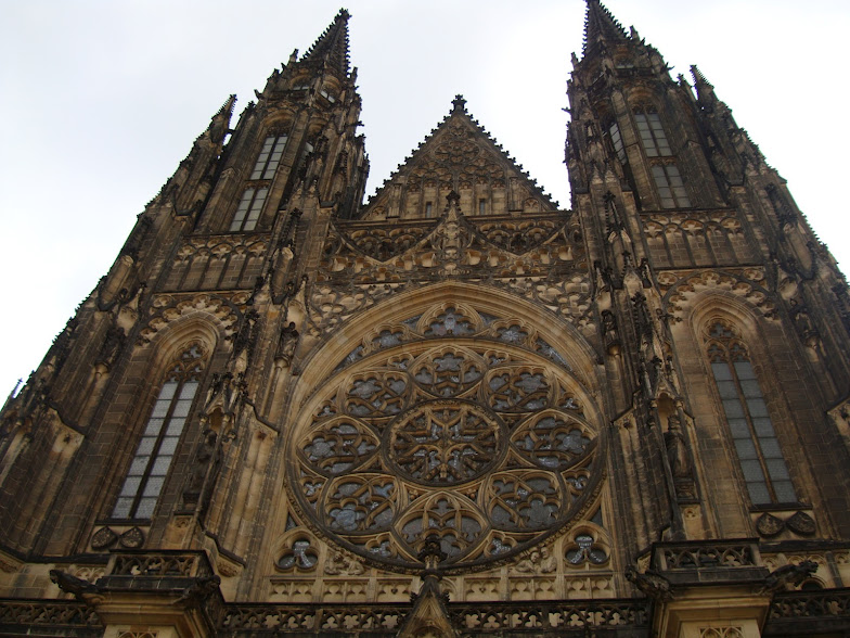 File:Catedral del Castillo de Praga.JPG