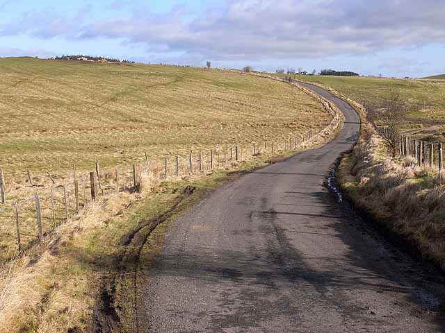 Country road near Cowden - geograph.org.uk - 1175622