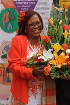 File:Dr. Maria Andrade (cropped).jpg