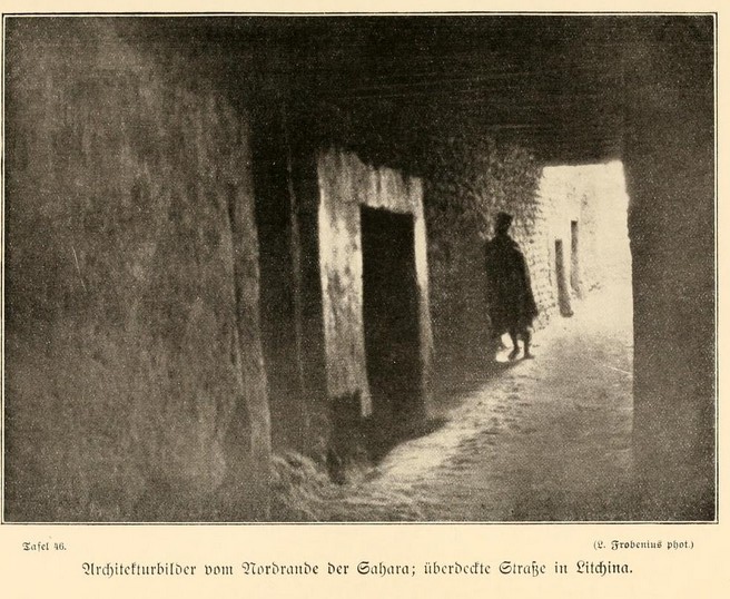 File:FROBENIUS(1911) Tafel46 Straßenzug in Litchina am Rande der Sahara.jpg