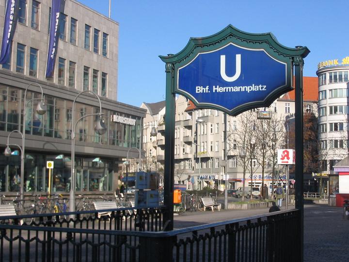 U-Bahnhof Hermannplatz in Berlin Neukölln