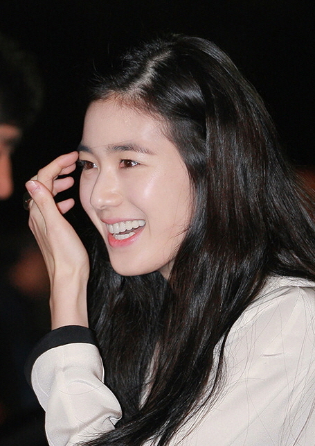 File Jung Eun chae 2013 cropped .jpg Wikipedia