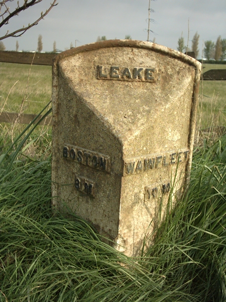 File:Milestone- In Place (geograph 6126518).jpg