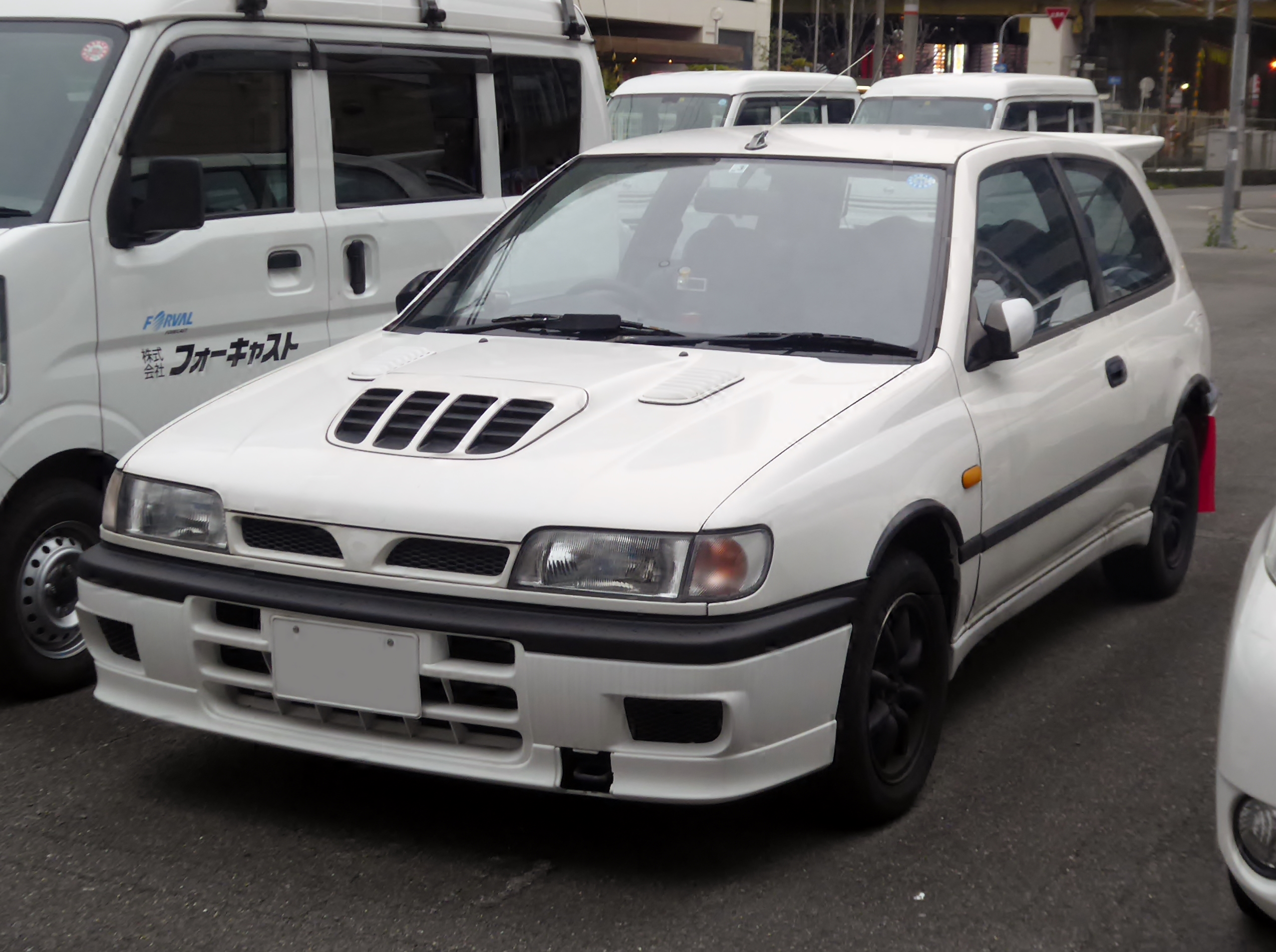 ファイル:Nissan PULSAR GTI-R (E-RNN14) front.jpg - Wikipedia