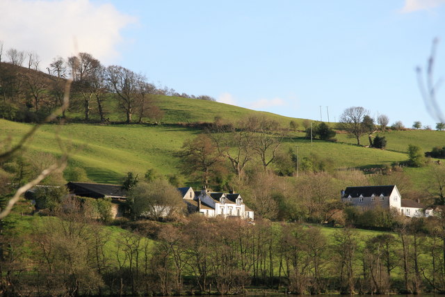 File:Portnellan Farm - geograph.org.uk - 1248159.jpg