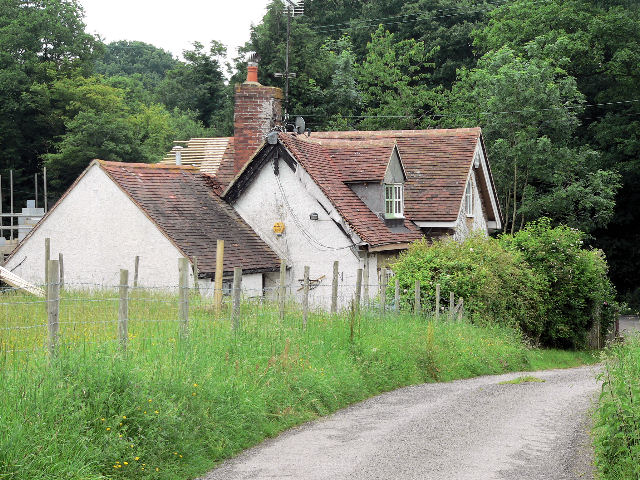 File:Renovating a cottage by the entrance to Hexden Farm - geograph.org.uk - 451878.jpg