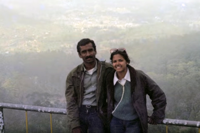 File:Sadhguru Jaggi Vasudev with wife Vijayakumari (04).jpg