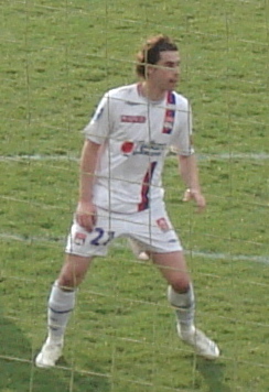 Tiago playing for Lyon in 2007 Tiago Mendes (Olympique Lyonnais).JPG