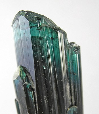 File:Tourmaline-227908.jpg