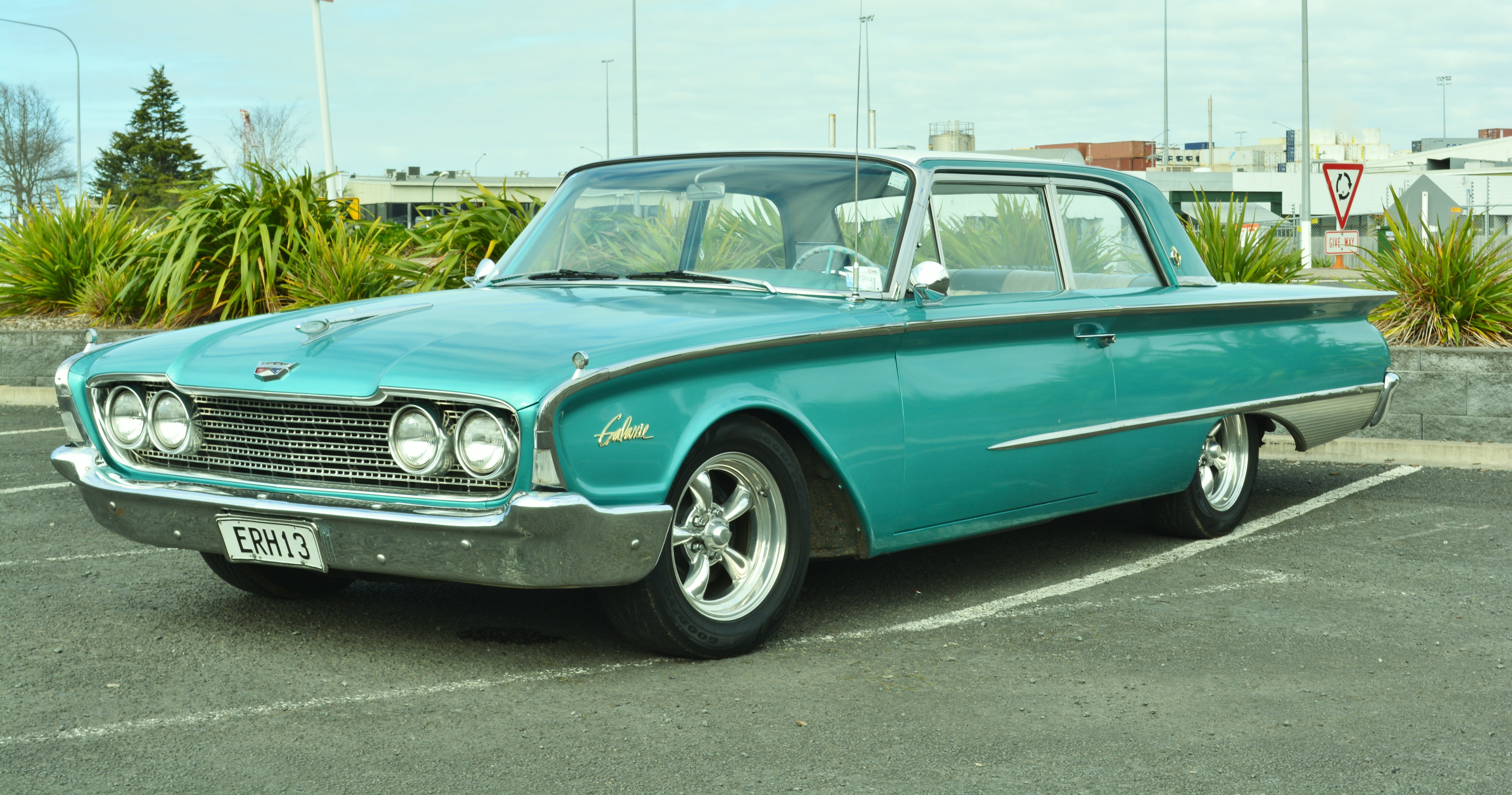 1960 ford galaxy