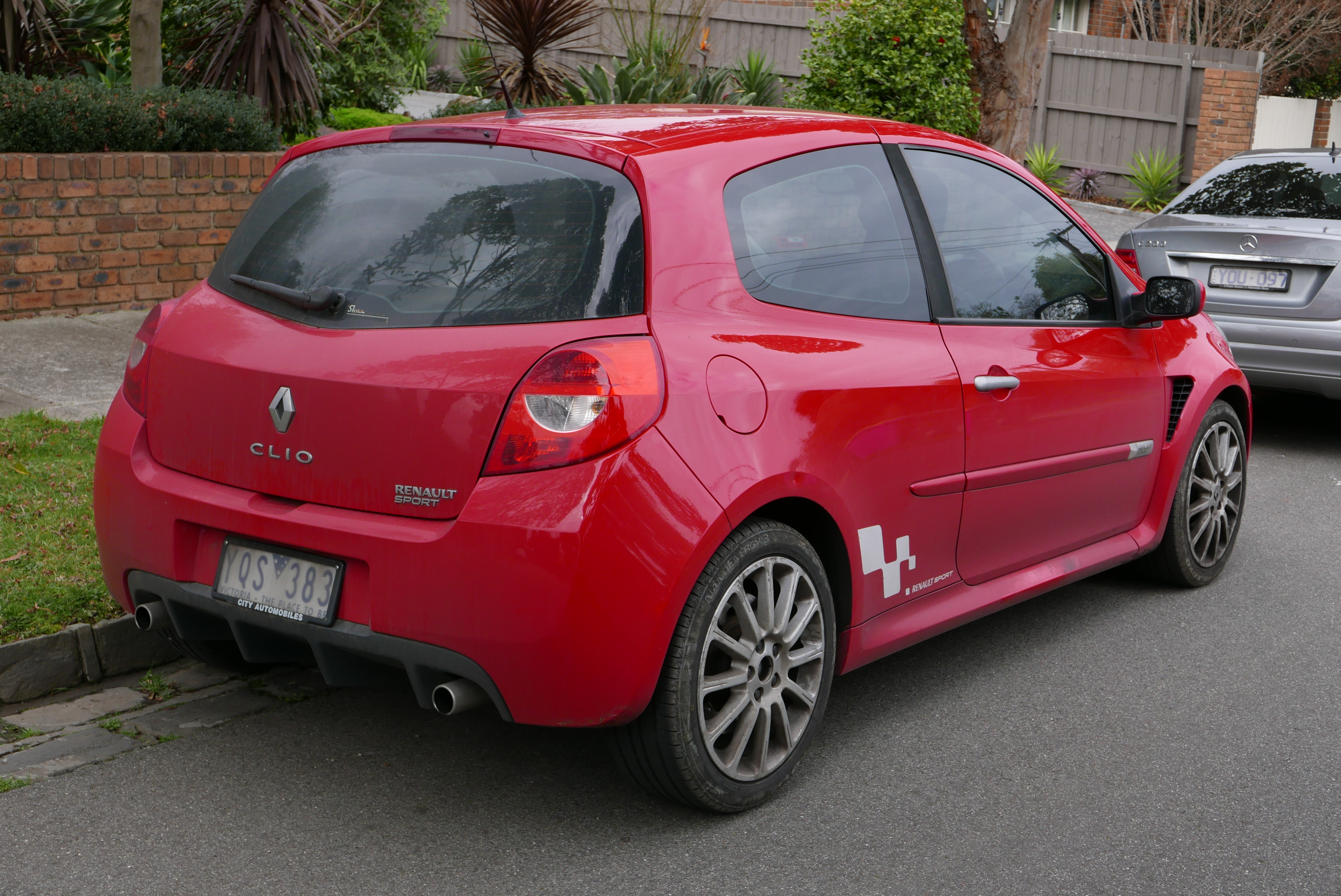 Renault Clio 3-door Hatchback