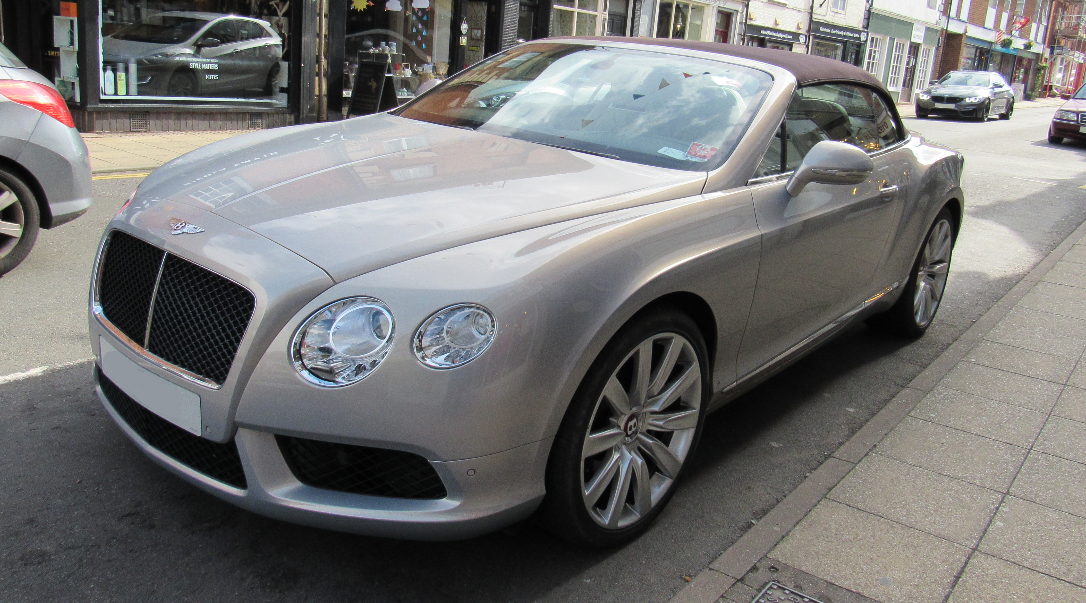 Bentley Continental gt v8 2012