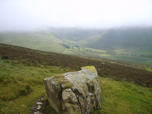 File:Ascending Great Cockup - geograph.org.uk - 1325530.jpg