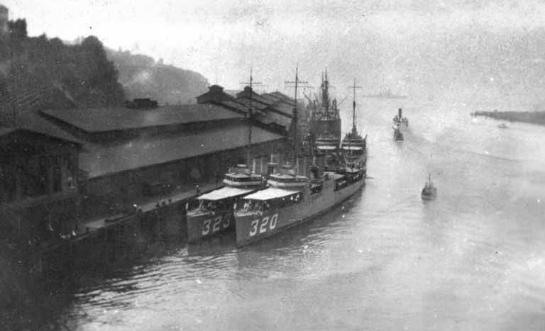 File:Battleships docked in Tacoma, Washington, 1922 (WASTATE 1981).jpeg