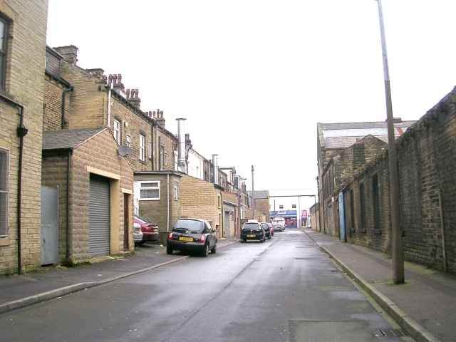 File:Boston Street - Gibbet Street - geograph.org.uk - 1052213.jpg