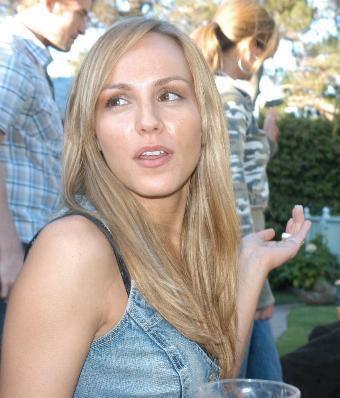 File:Crystal Klein at Luke Ford's 40th birthday party 1.jpg