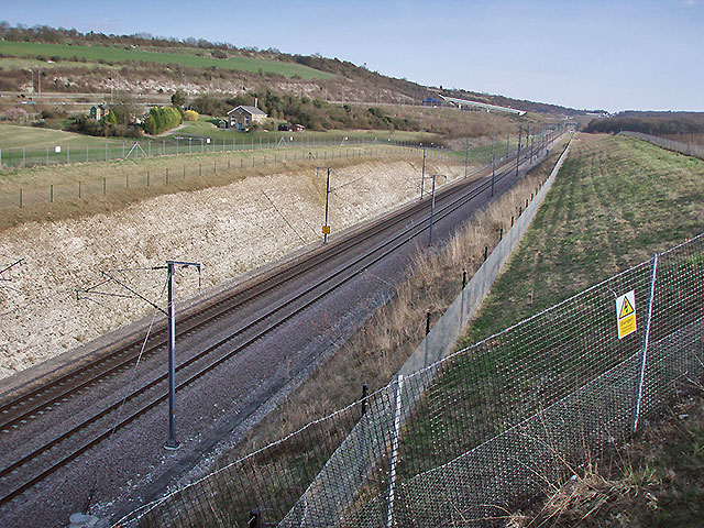 File:Eurostar Line from Ctrl Bridge 743 - geograph.org.uk - 1226857.jpg