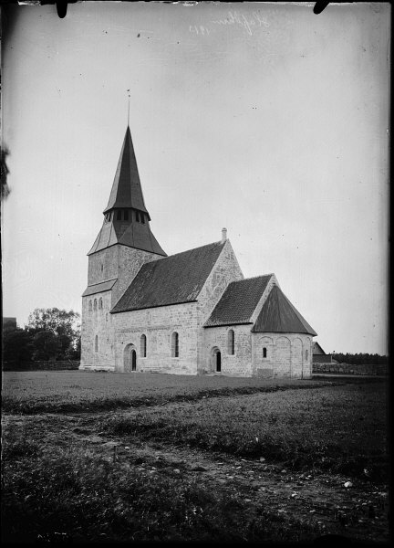 File:Havdhems kyrka - KMB - 16000200021216.jpg