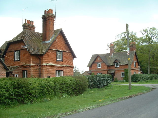 File:Knepp Gatehouses - geograph.org.uk - 233903.jpg