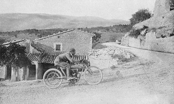 Mont Ventoux-Motorradrennen 1904.jpg