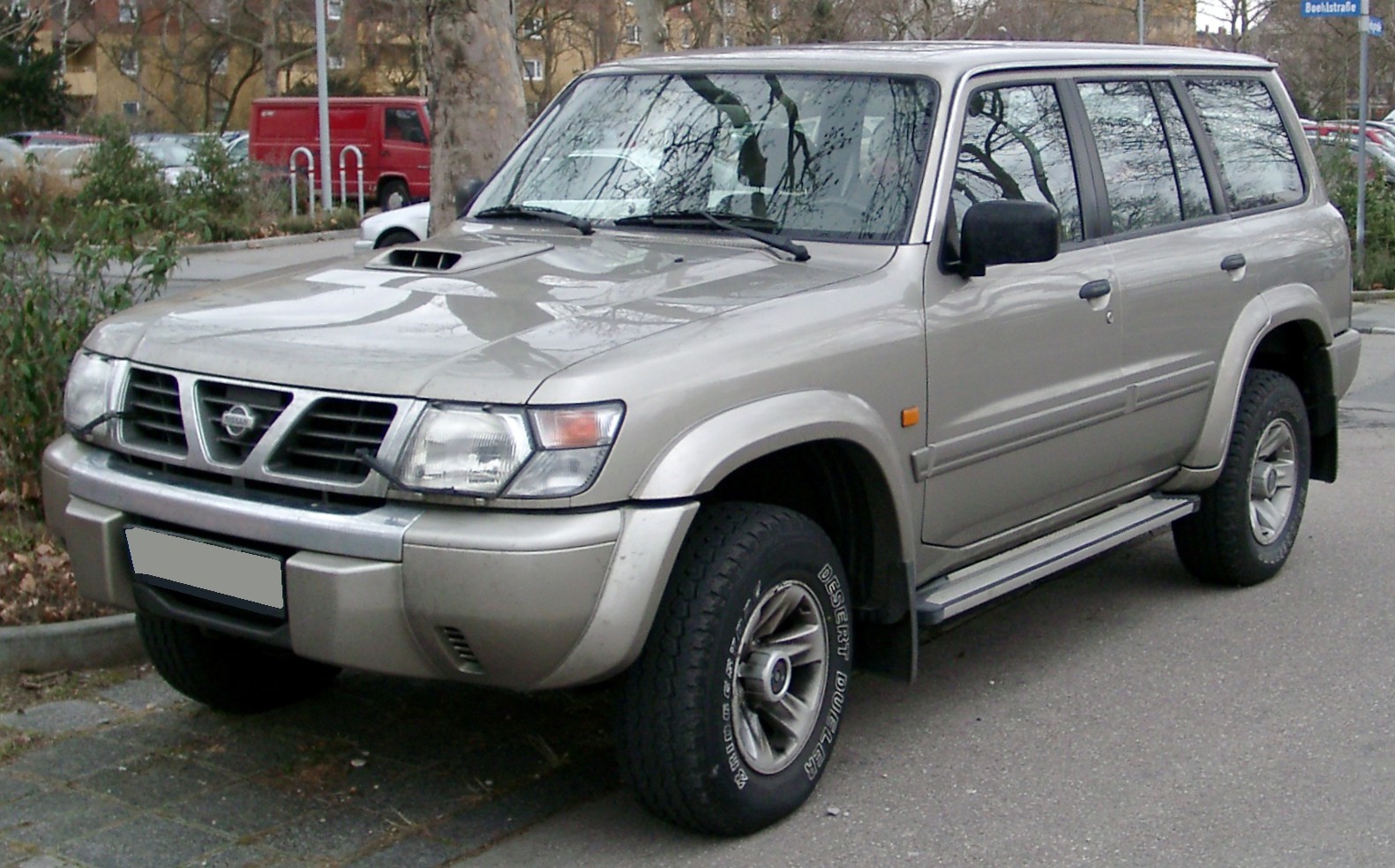 Nissan patrol width #1