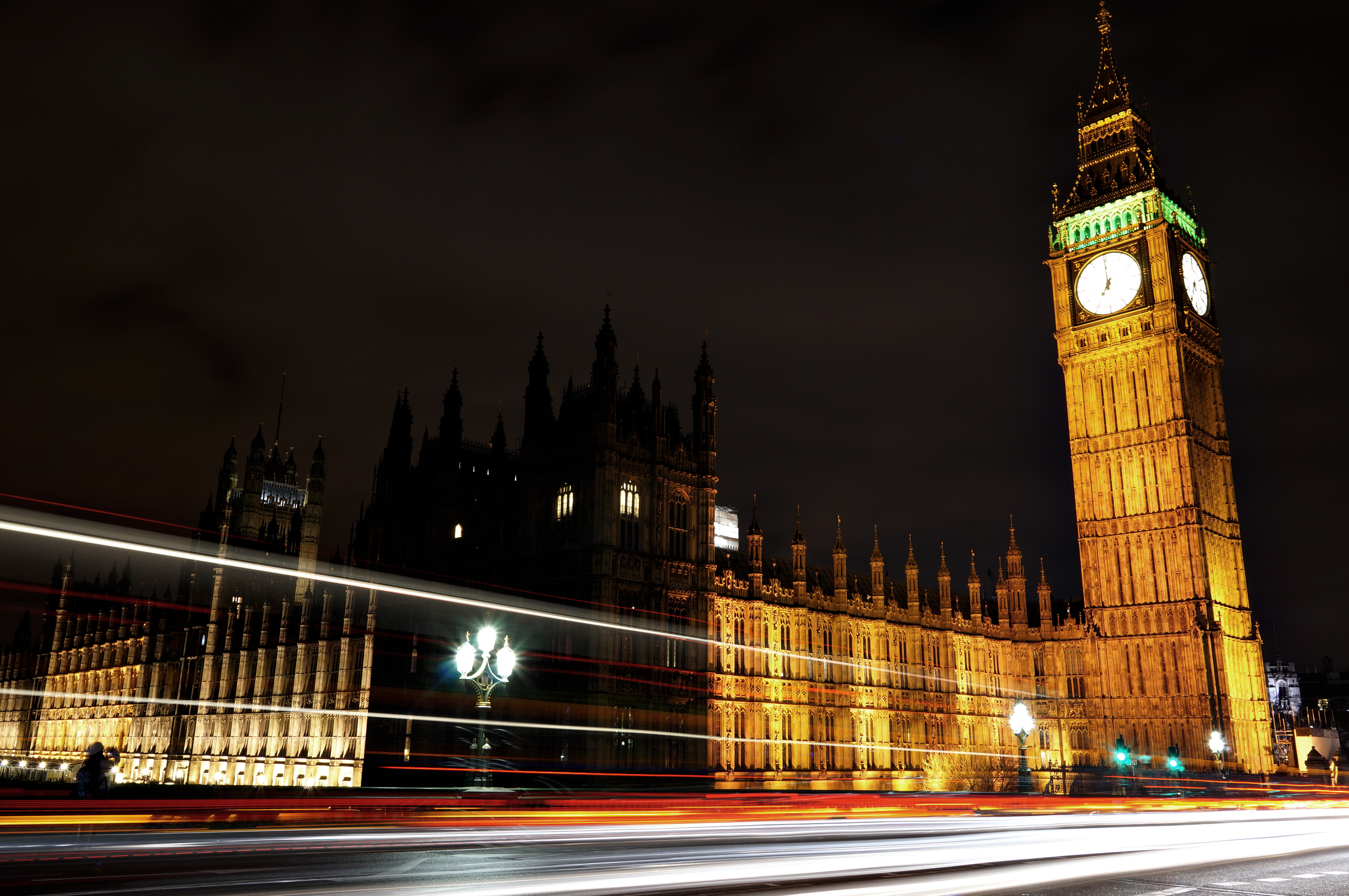 [Evento] [25/05/2015] «Our Time is Up» - Palacio de Westminster [B2] Palace_of_Westminster_Night