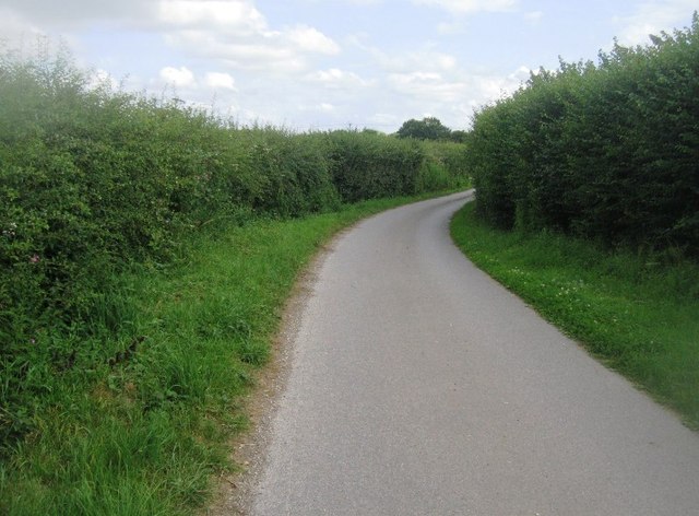 File:Potters Lane - direction A33 - geograph.org.uk - 4091967.jpg