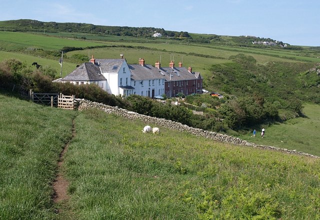 File:Prawle Point Cottages - geograph.org.uk - 845265.jpg