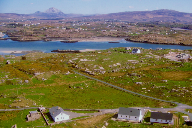 File:Preparing to land at Donegal Carrickfin Airport - geograph.org.uk - 1159707.jpg