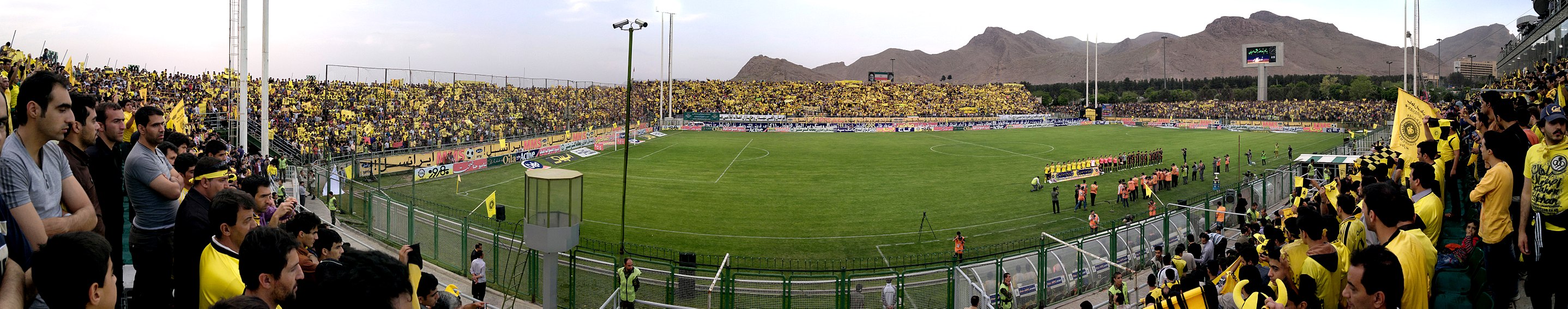 Sanat Naft move top of IPL, Sepahan held by Machine Sazi - Tehran Times