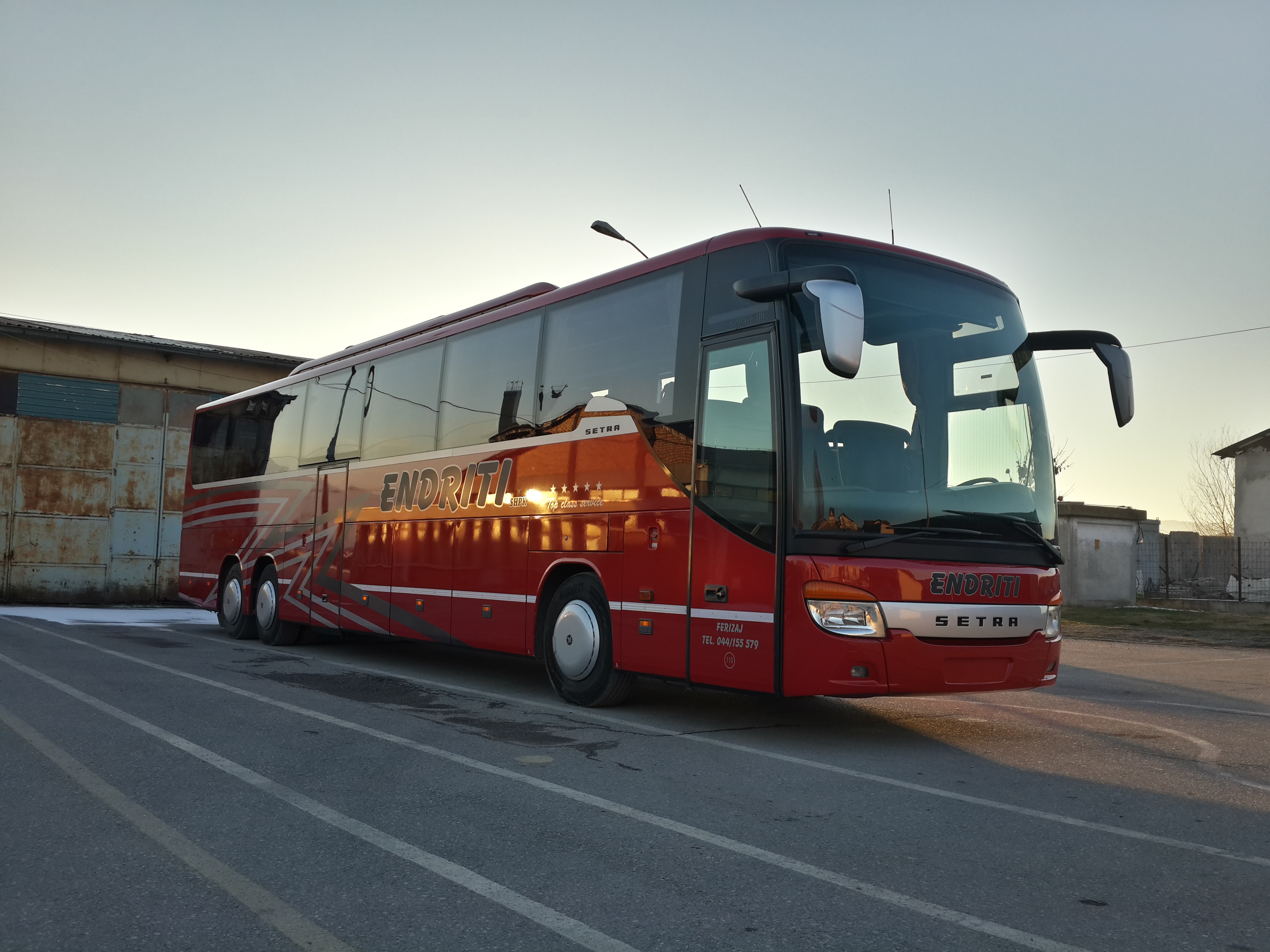Туристические автобусы сетра. Туристический автобус Setra s417. Setra s215hd с прицепом.