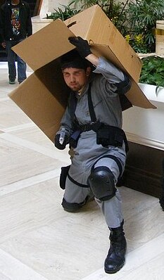 File:Solid Snake cosplay (ft. Box).jpg - Wikimedia Commons, boxbox cosplay  