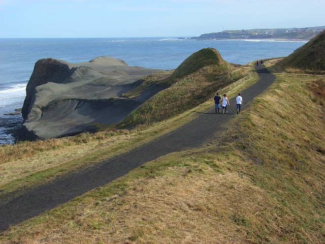 The Cleveland Way, Sandsend Ness - geograph.org.uk - 573163