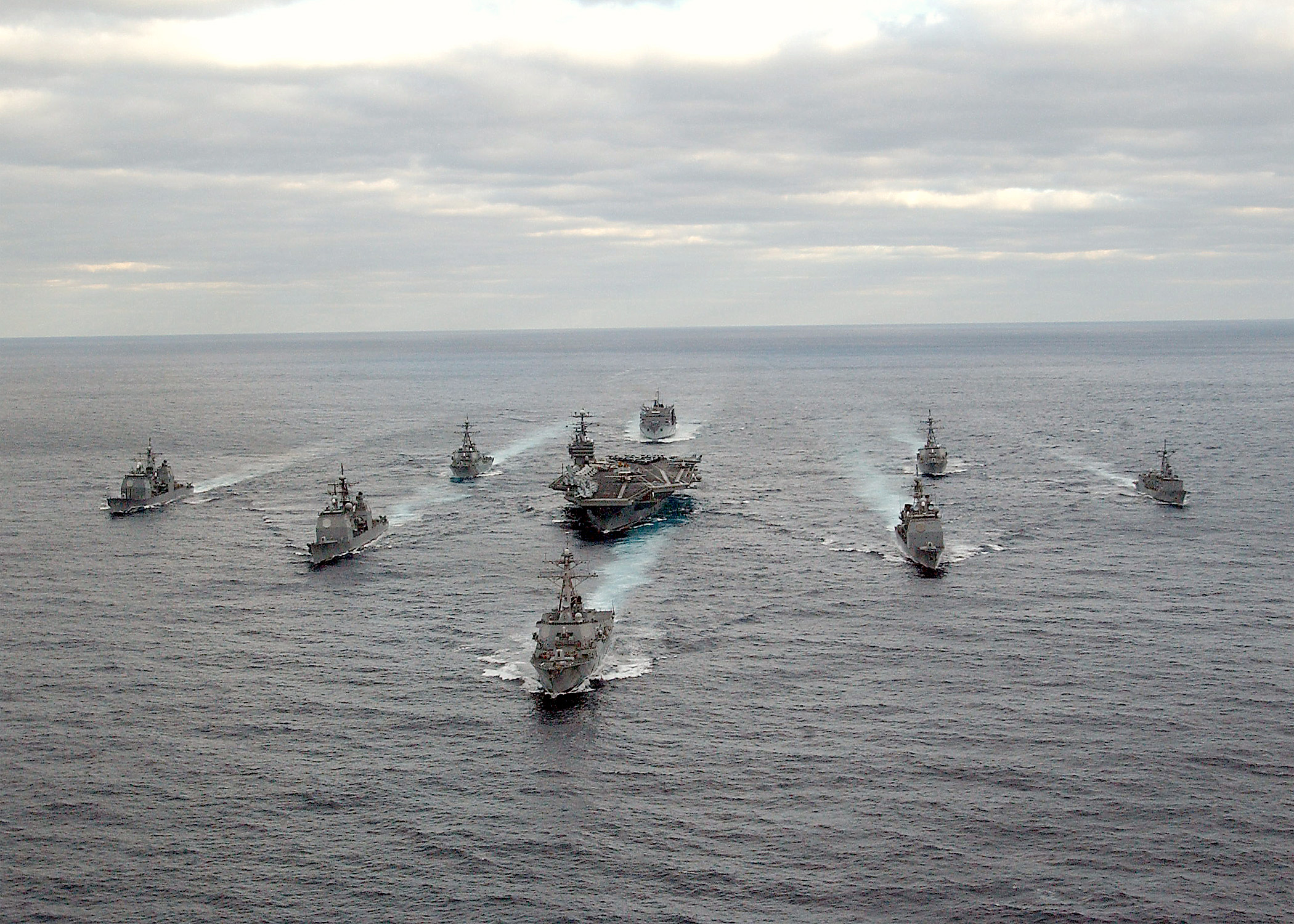 US_Navy_031130-N-3653A-002_USS_George_Washington_(CVN_73)_Carrier_Strike_Group_formation_sails_in_the_Atlantic_Ocean.jpg