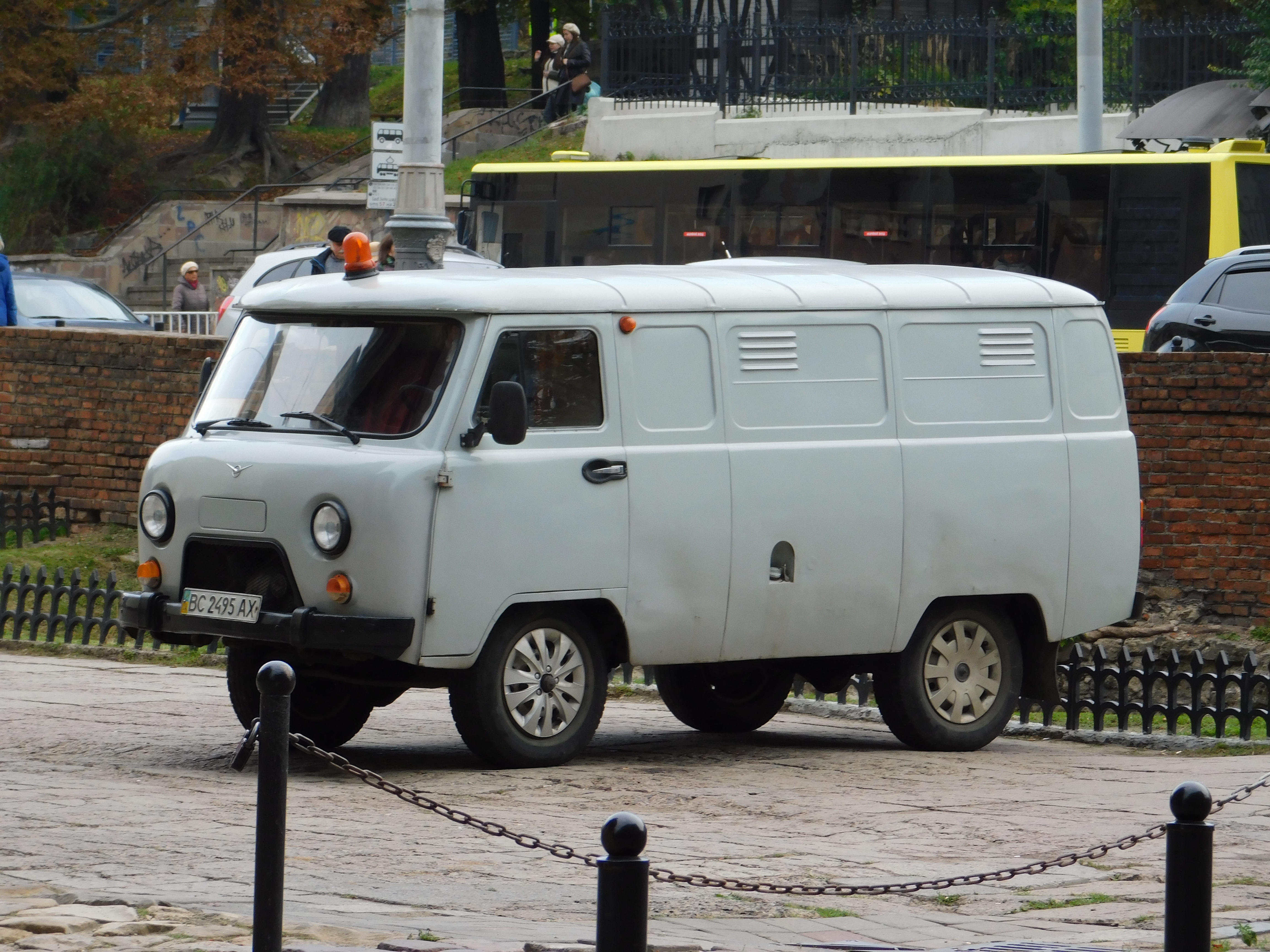 Купить УАЗ СГР «Буханка» (UAZ, UAZ, UAZ, UAZ) у дилера в Москве