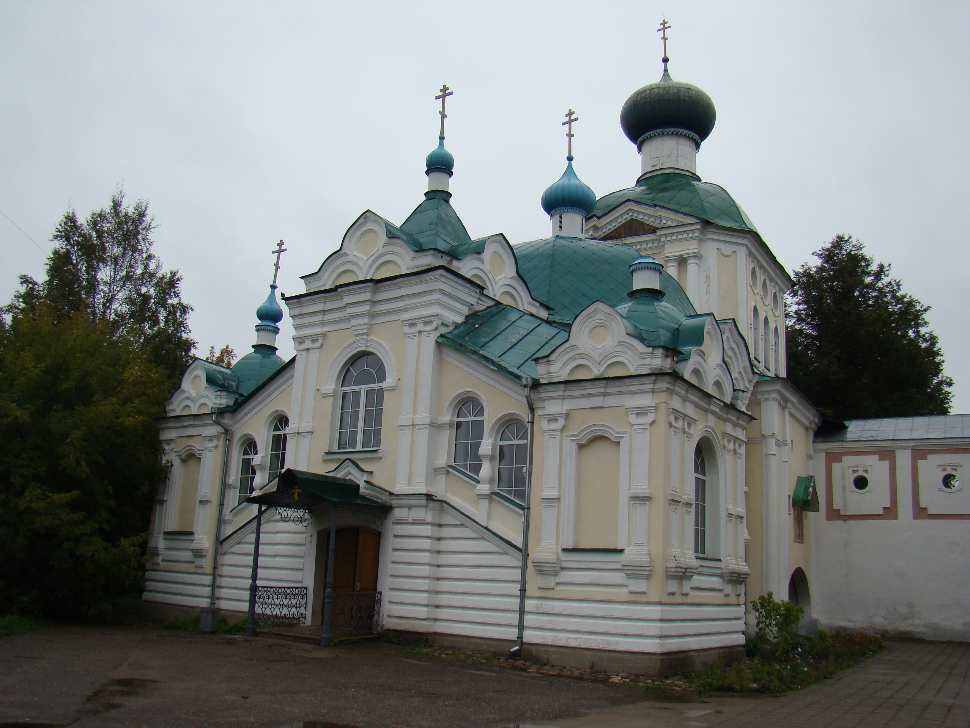 Введенская Церковь в усадьбе Введенское