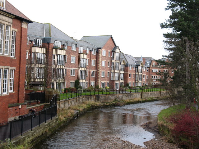 File:Apartment blocks by the river. - geograph.org.uk - 640546.jpg