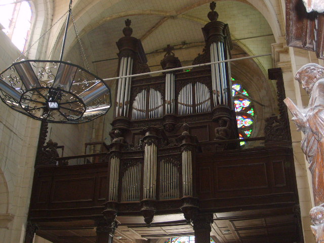 File:Buffet orgue Rosoy sur serre.JPG